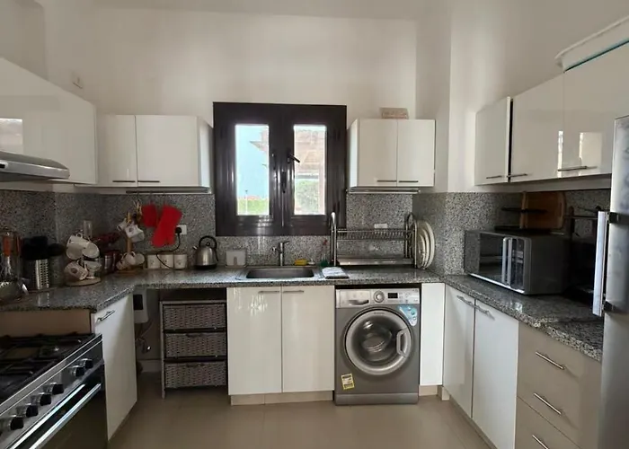 Sabina Premium 3br Villa, Gouna Lagoon View, Private Pool الغردقة