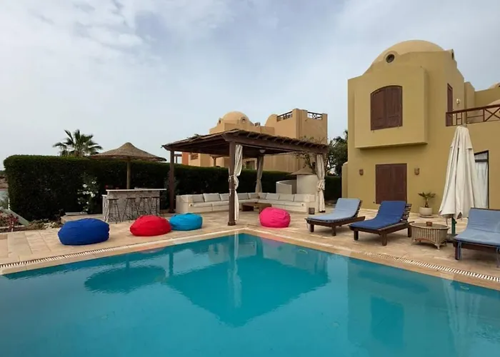 Sabina Premium 3br Villa, Gouna Lagoon View, Private Pool شقة *